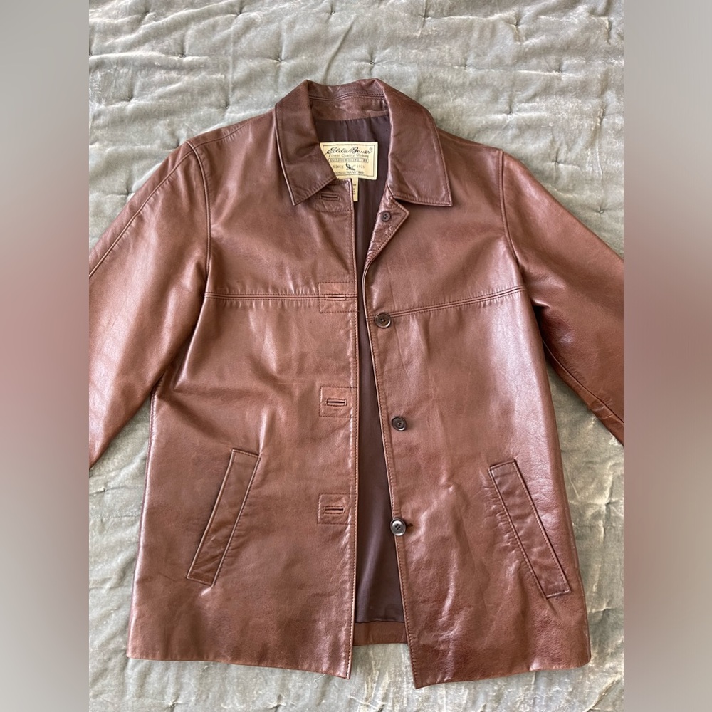 Women’s Eddie Bauer leather jacket